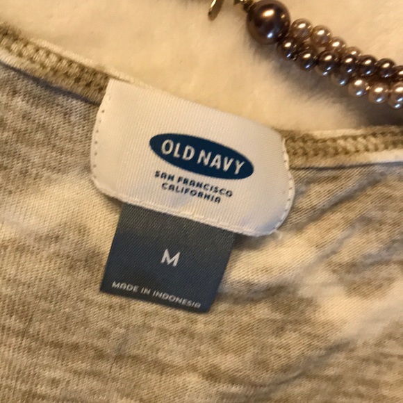 Short sleeve top - Picture 2 of 3